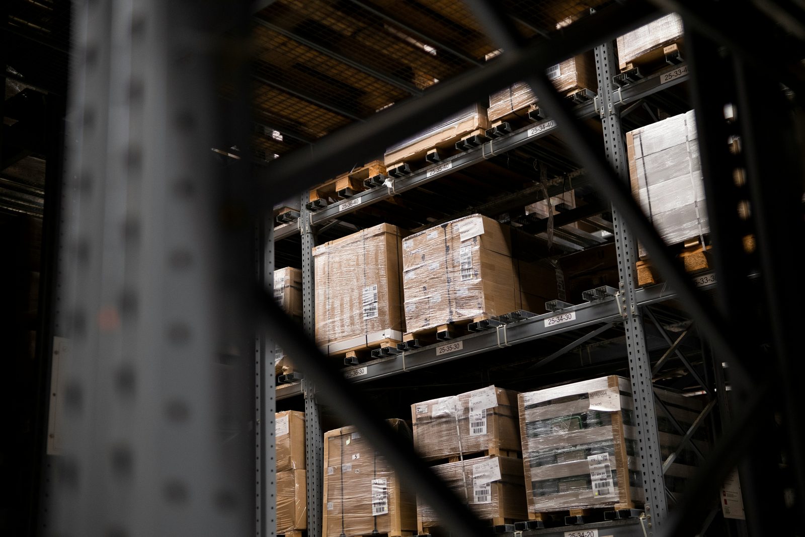 Store & Distribute